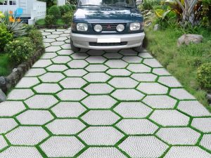 Gạch lát sân vườn phù hợp với độ rộng lối đi